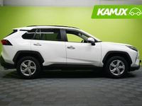 Käytetty Toyota RAV4 Hybrid Comfort 178 HP (130 kW) 2022 Valkoinen Katumaasturi