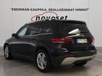 Käytetty Mercedes GLB200 Business 150 HP (110 kW) 2021 Musta Katumaasturi