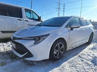 Käytetty Toyota Corolla Edition 122 HP (89 kW) 2023 Valkoinen Farmari