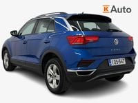Käytetty VW T-Roc Style 150 HP (110 kW) 2020 Sininen Katumaasturi