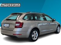 käytetty Skoda Octavia Combi 1,4 TSI Ambition DSG Autom. ** Vakkari / Tutka taakse **