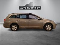 Käytetty VW Golf VII Comfortline 110 HP (80 kW) 2016 Harmaa Farmari
