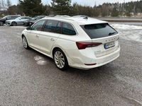 Käytetty Skoda Octavia Style 204 HP (150 kW) 2021 Farmari