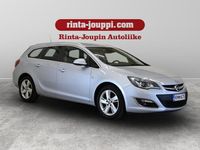 käytetty Opel Astra Sports Tourer Sport 1,6 Turbo SIDI Start/Stop 125kW MT6 - Juuri tullut / Koukku / Suomi-auto / Tutkat eteen ja taakse / Sport istuimet / Ilmastointi / 2x renkaat