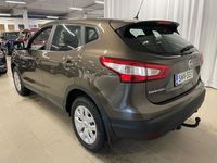 Käytetty Nissan Qashqai Visia 116 HP (85 kW) 2016 Ruskea Katumaasturi