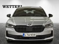 Käytetty Skoda Superb SportLine 204 HP (150 kW) 2025 Hopea Farmari
