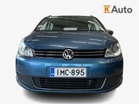 käytetty VW Touran Family Edition 1,2 TSI 77 kW (105 hv) | 1om. Suomi-auto | Webasto | 7-Paikkainen | Xenon | Lasikatto