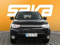 Käytetty Mitsubishi Outlander P-HEV Instyle 163 HP (119 kW) 2014 Farmari