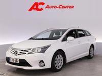 Käytetty Toyota Avensis Sol 132 HP (97 kW) 2012 Valkoinen Farmari
