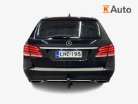 Käytetty Mercedes E200 136 HP (100 kW) 2015 Musta Farmari