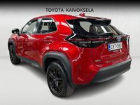 Käytetty Toyota Yaris Cross Active 116 HP (85 kW) 2024 Punainen Katumaasturi