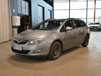 käytetty Opel Astra Sports Tourer Innovation Plus 150 Turbo A ** Peruutuskamera - Handsfree-takaluukku - Urheiluistuimet - Navi 950 IntelliLink ** **** LänsiAuto Safe -sopimus hintaan 590e ****