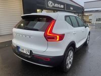 Käytetty Volvo XC40 Business Edition 190 HP (139 kW) 2019 Valkoinen Katumaasturi