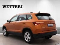 Uusi Skoda Karoq Lodge 150 HP (110 kW) 2025 Oranssi Katumaasturi