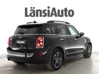 käytetty Mini Cooper Countryman SE ALL4 A / Navi / Led-ajovalot / Puolinahkaverhoilu / Huippu siisti /