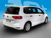 Käytetty VW Touran Trendline 150 HP (110 kW) 2016 Tila-auto