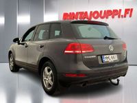 käytetty VW Touareg 3,0 V6 TDI 176 kW (240 hv) 4MOTION BlueMotion Technology Tiptronic-automaatti - 3kk lyhennysvapaa - Nahat, Ilmastointi, Koukku, Juuri huollettu! - Ilmainen kotiintoimitus! - J. autoturva