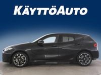 Uusi BMW 120 M Sport 170 HP (125 kW) 2026 Saphir schwarz Viistoperä