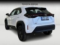 Käytetty Toyota Yaris Cross Active 116 HP (85 kW) 2025 Valkoinen Katumaasturi