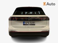 käytetty VW Tiguan Elegance Business 1,5 eTSI 110 kW DSG-automaatti ** ACC, iQ LED ajovalot, vetokoukku, kamera **