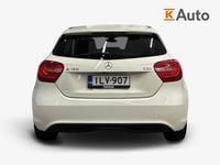 Käytetty Mercedes A180 Business 109 HP (80 kW) 2015 Viistoperä