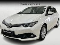 Käytetty Toyota Auris Active 116 HP (85 kW) 2017 Valkoinen Viistoperä