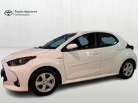 Käytetty Toyota Yaris Hybrid Active 116 HP (85 kW) 2021 Valkoinen Viistoperä