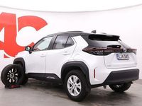 Käytetty Toyota Yaris Cross 116 HP (85 kW) 2023 Helmiäisvalkoinen mu Katumaasturi