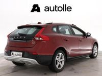 käytetty Volvo V40 CC | Juuri Saapunut | HYVÄKUNTOINEN | WEBASTO | 2x renkaat | 3-omisteinen suomiauto