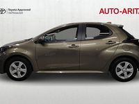 Käytetty Toyota Yaris Active 114 HP (83 kW) 2024 Ruskea (beige) Viistoperä