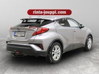 käytetty Toyota C-HR 1,8 Hybrid Premium - * Vetokoukku * Navigointi * Adapt. vakionopeudensäädin * Automaattinen ilmastointi * Keyless *