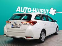 Käytetty Toyota Auris Touring Sports Active 99 HP (72 kW) 2017 Farmari