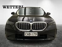 Käytetty BMW 530e 299 HP (219 kW) 2024 Musta Farmari