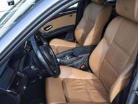 käytetty BMW 530 dA LCI E61 Touring # Lasikatto, Dakota nahat, Vakionopeudensäädin, Navigointi #