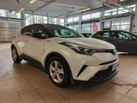 Käytetty Toyota C-HR Business Edition 122 HP (89 kW) 2017 Katumaasturi