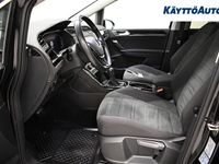 käytetty VW Touran R-LINE 1,5 TSI EVO 110 KW DSG-AUTOMAATTI