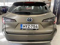 käytetty Toyota Corolla Touring Sports 1,8 Hybrid Active Edition ** Korko 1,99% + kulut ** Lämpöpaketti **