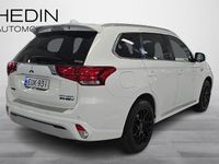 Käytetty Mitsubishi Outlander P-HEV Instyle 135 HP (99 kW) 2019 Valkoinen Katumaasturi