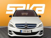 Käytetty Mercedes B250e 132 kW (180 HP) 2015 Tila-auto