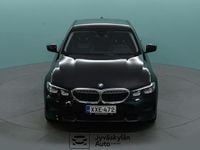 Käytetty BMW 330e Sport Line 292 HP (214 kW) 2019 Musta Sedan