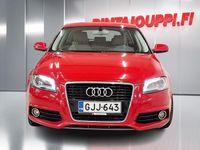 Käytetty Audi A3 Sportback Attraction 125 HP (91 kW) 2010 Punainen Viistoperä