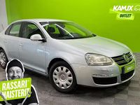 Käytetty VW Jetta Trendline 102 HP (75 kW) 2005 Hopea / harmaa Sedan