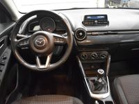 käytetty Mazda 2 SKYACTIV-G Premium # Lohkoläm+sisäp, Vetokoukku, Vakkari, 2x renkaat #