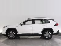 Käytetty Toyota RAV4 Hybrid Active 306 HP (225 kW) 2023 Valkoinen Katumaasturi