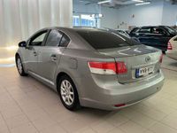 käytetty Toyota Avensis 1,8 Valvematic Active Touring Sports Multidrive S - *Korko 0,6%+kulut, uudet ja käytetyt*S-bonuskirj