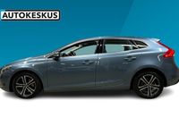 käytetty Volvo V40 D2 Momentum aut **Vetokoukku / Aktiiviset Xenon valot / Vakionopeussäädin**