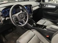 Käytetty Volvo XC40 Plus 211 HP (155 kW) 2024 Katumaasturi