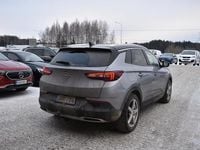 Käytetty Opel Grandland X Executive 224 HP (164 kW) 2020 Katumaasturi
