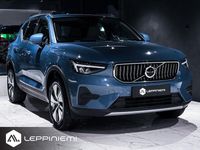 Käytetty Volvo XC40 Plus 129 HP (94 kW) 2023 Katumaasturi
