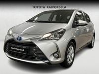Käytetty Toyota Yaris Hybrid Edition 101 HP (74 kW) 2020 Hopea Viistoperä